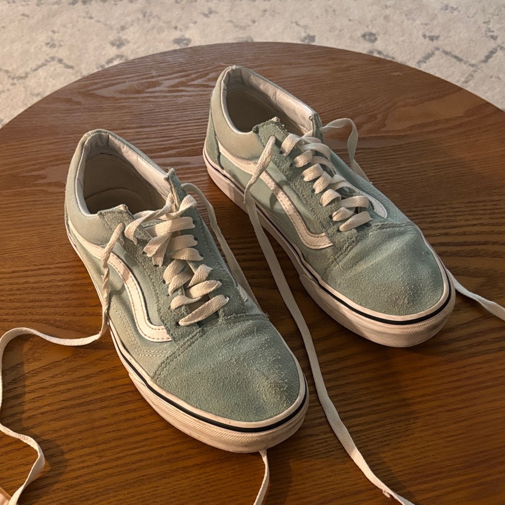 Vans aqua size 7